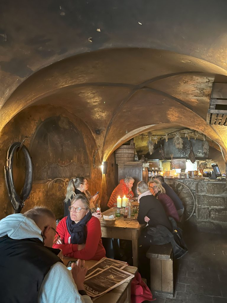prague tavern-inside